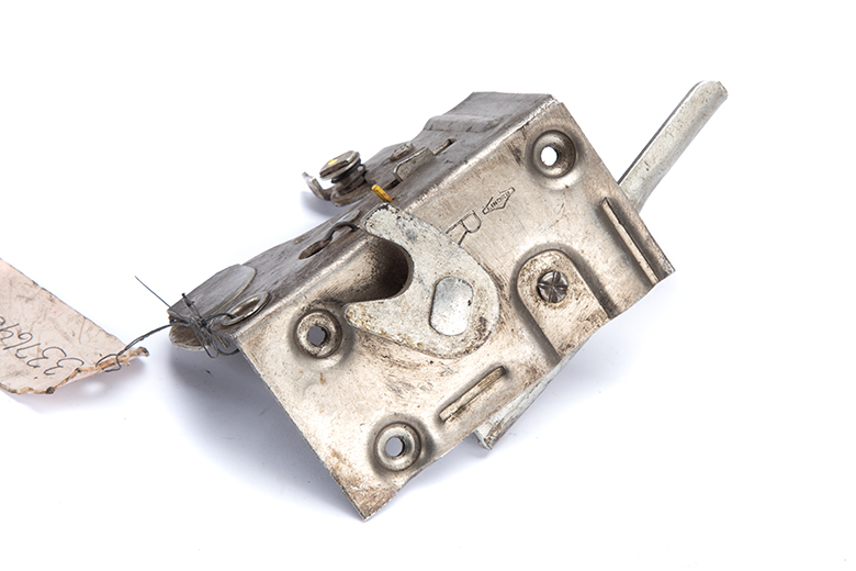 Door Latch (1967-68) International Pickup Travelall Travelette - New Old Stock