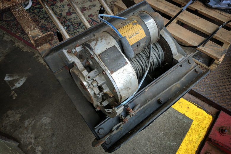 Warn Bellview Electric Winch -  Used, Practically Historic