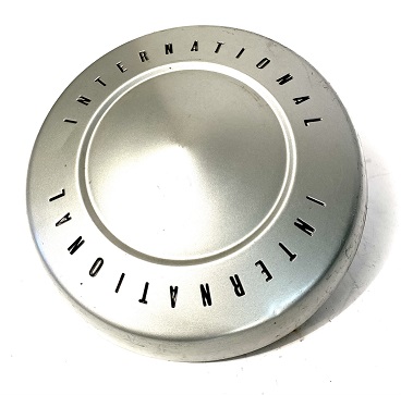 hub cap - New old stock , 328198C1