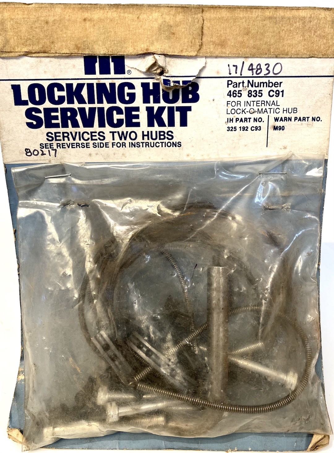 Locking hub service kit - New old stock - 465835C91, 325192C93