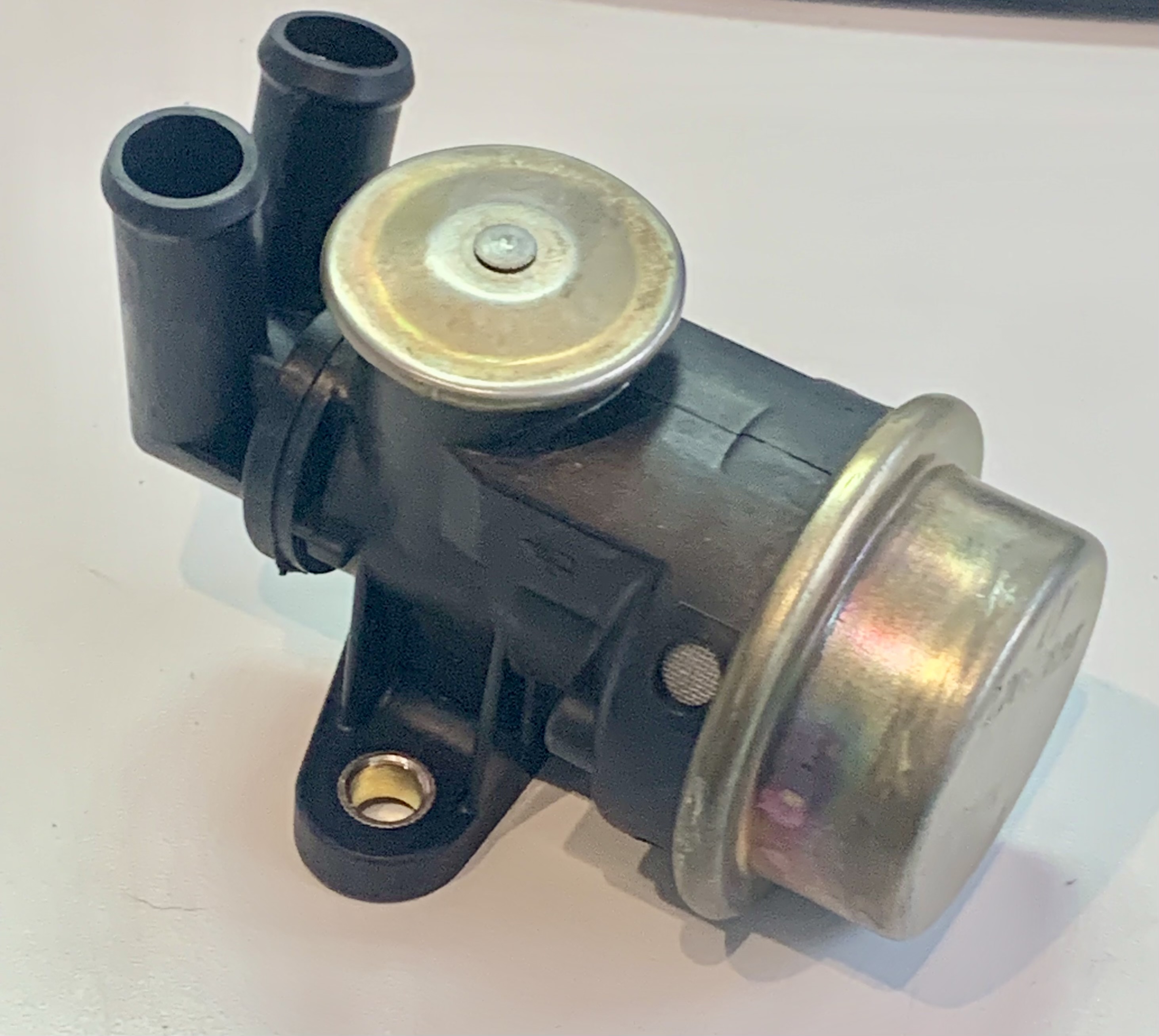 Travelall / IH Pickup Valve - New (NOS) - 1700197C1