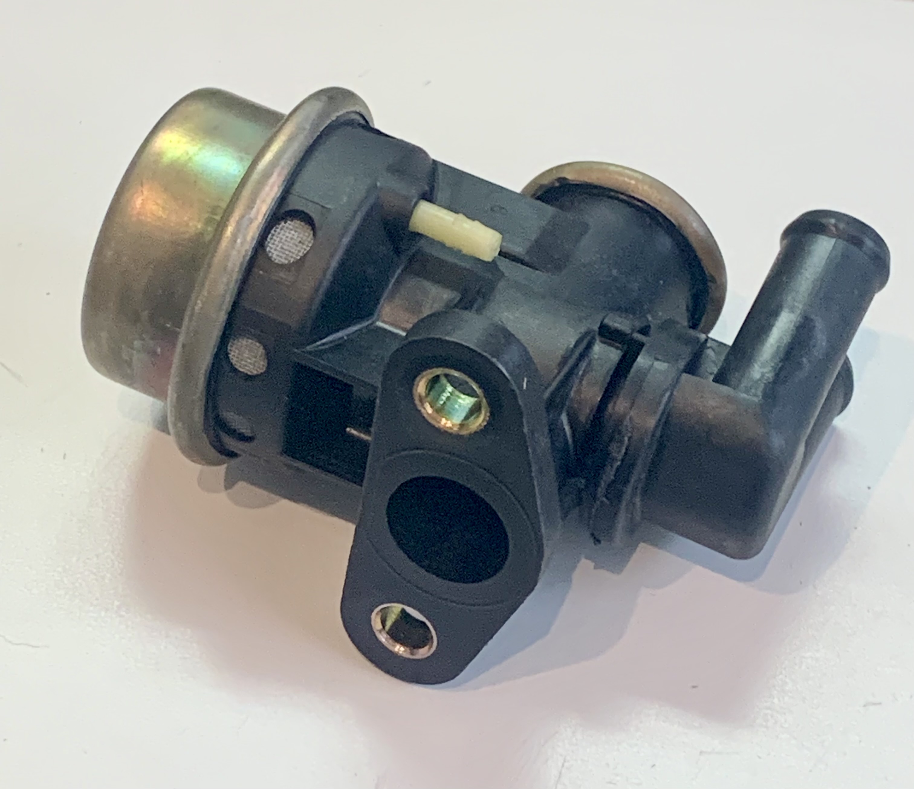 Travelall / IH Pickup Valve - New (NOS) - 1700197C1