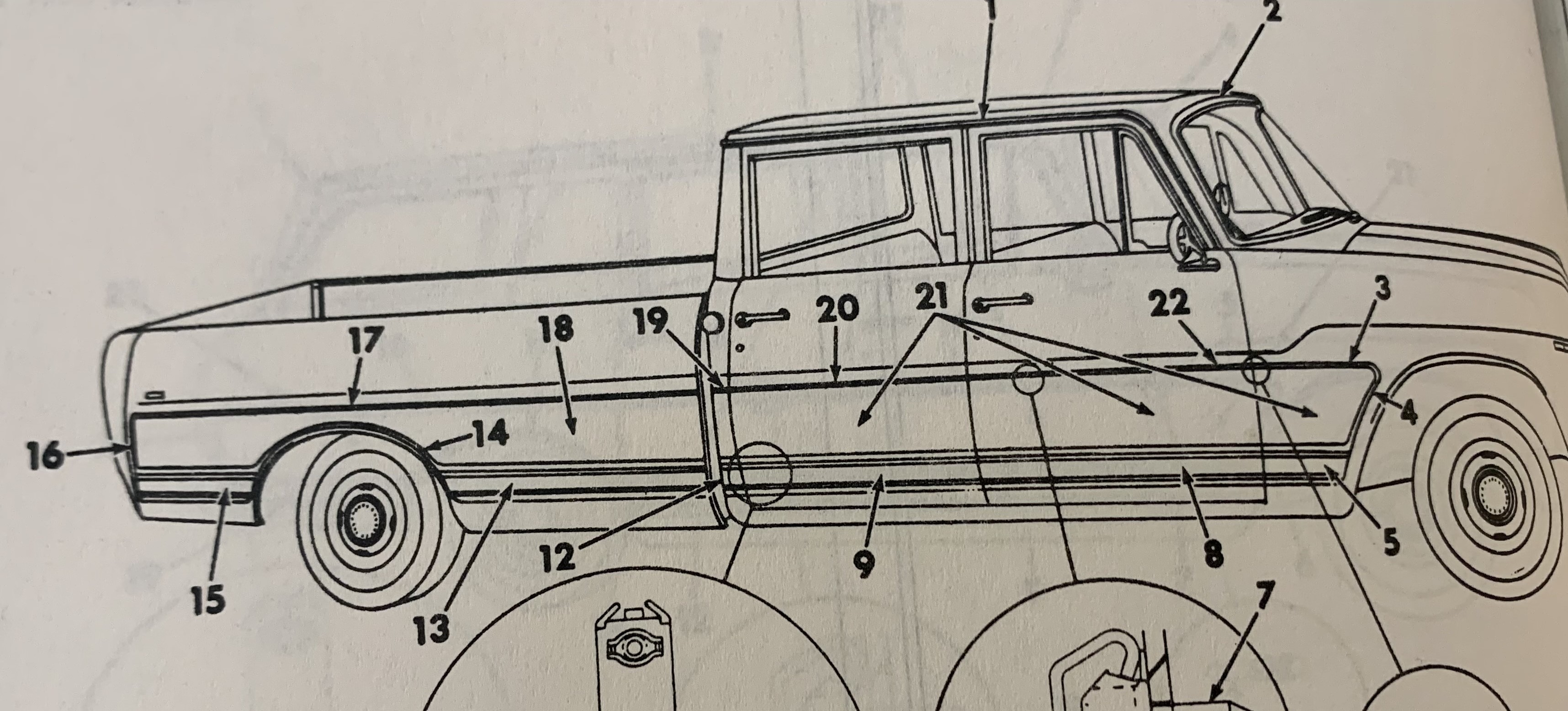 Body moulding for International Harveser Pickup and Travelette 398810c1